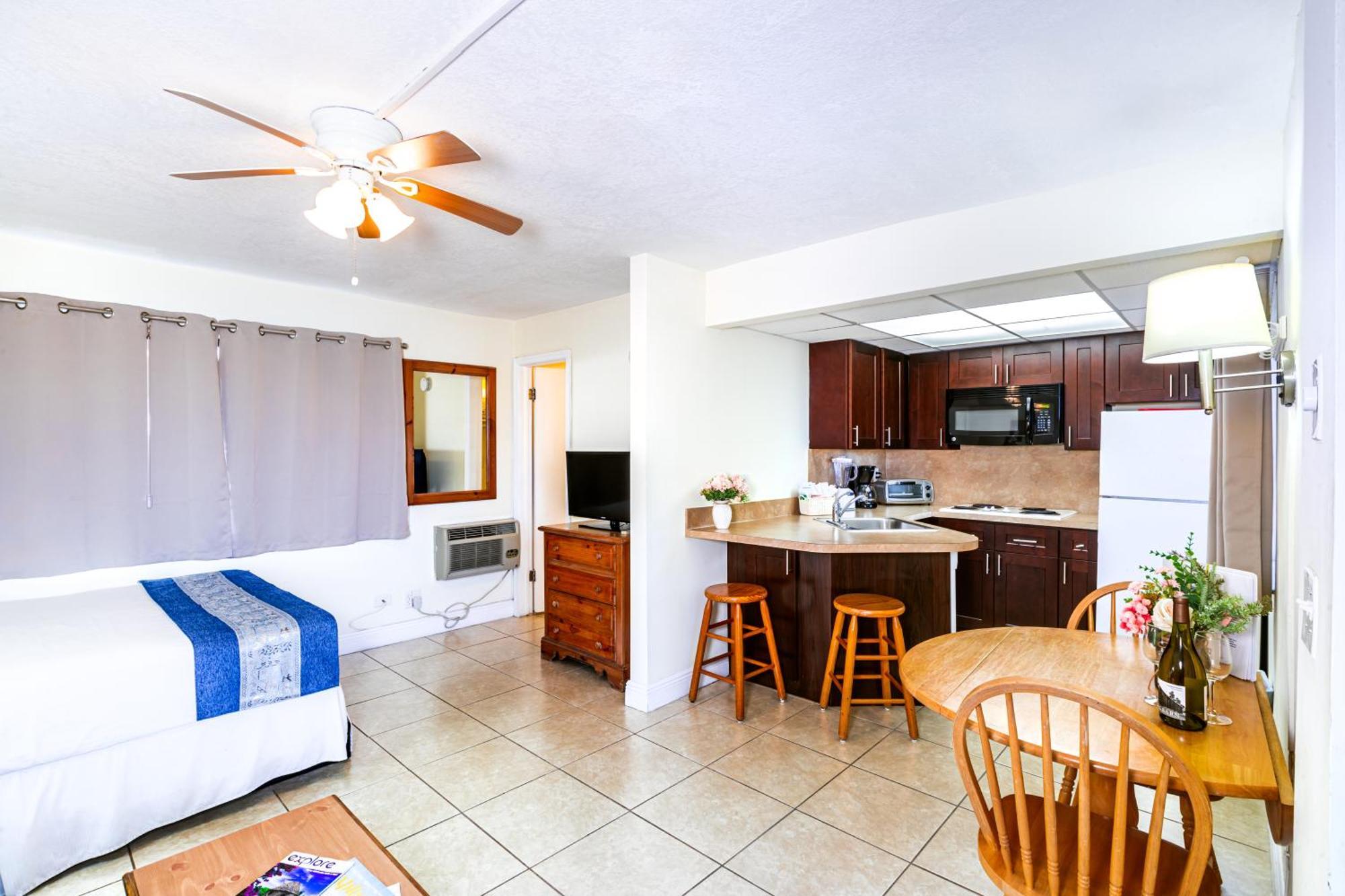 Emerald Seas Deerfield Beach Club Экстерьер фото